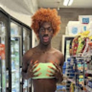 Meet your Posher, Ava